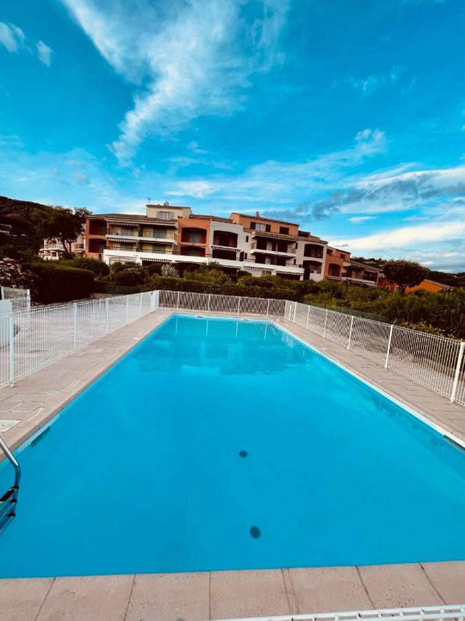Studio vue mer Réf Agay Plage G 11 Saint-Raphaël Exterior foto
